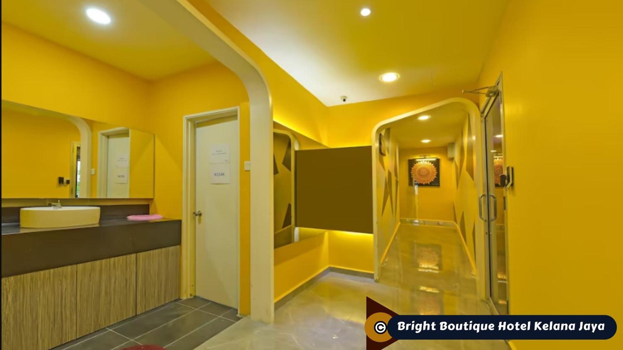 Bright Boutique Hotel Kelana Jaya Petaling Jaya Bagian luar foto